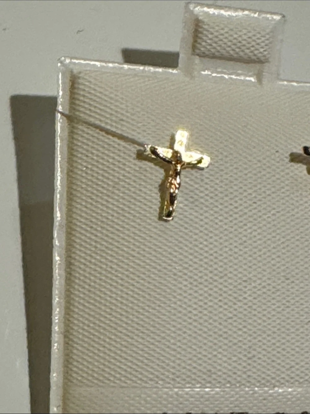 14K Gold Kids Cross Stud Earrings - Classic Gold Christian Jewelry